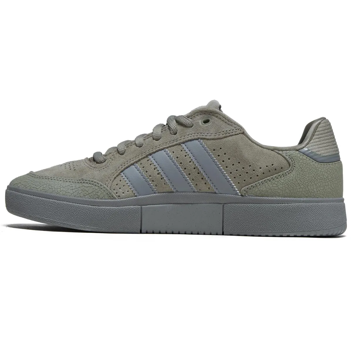 Adidas Tyshawn Low Shoes - Silt Pebble/Grey Three/Gold Metallic