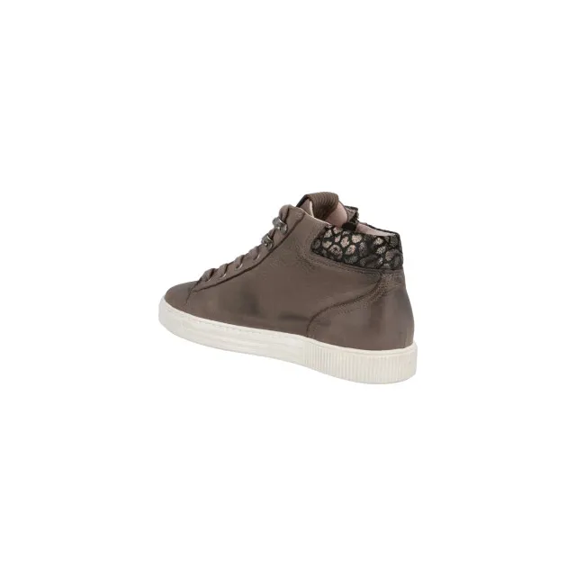 Aqa A8163 sneakers