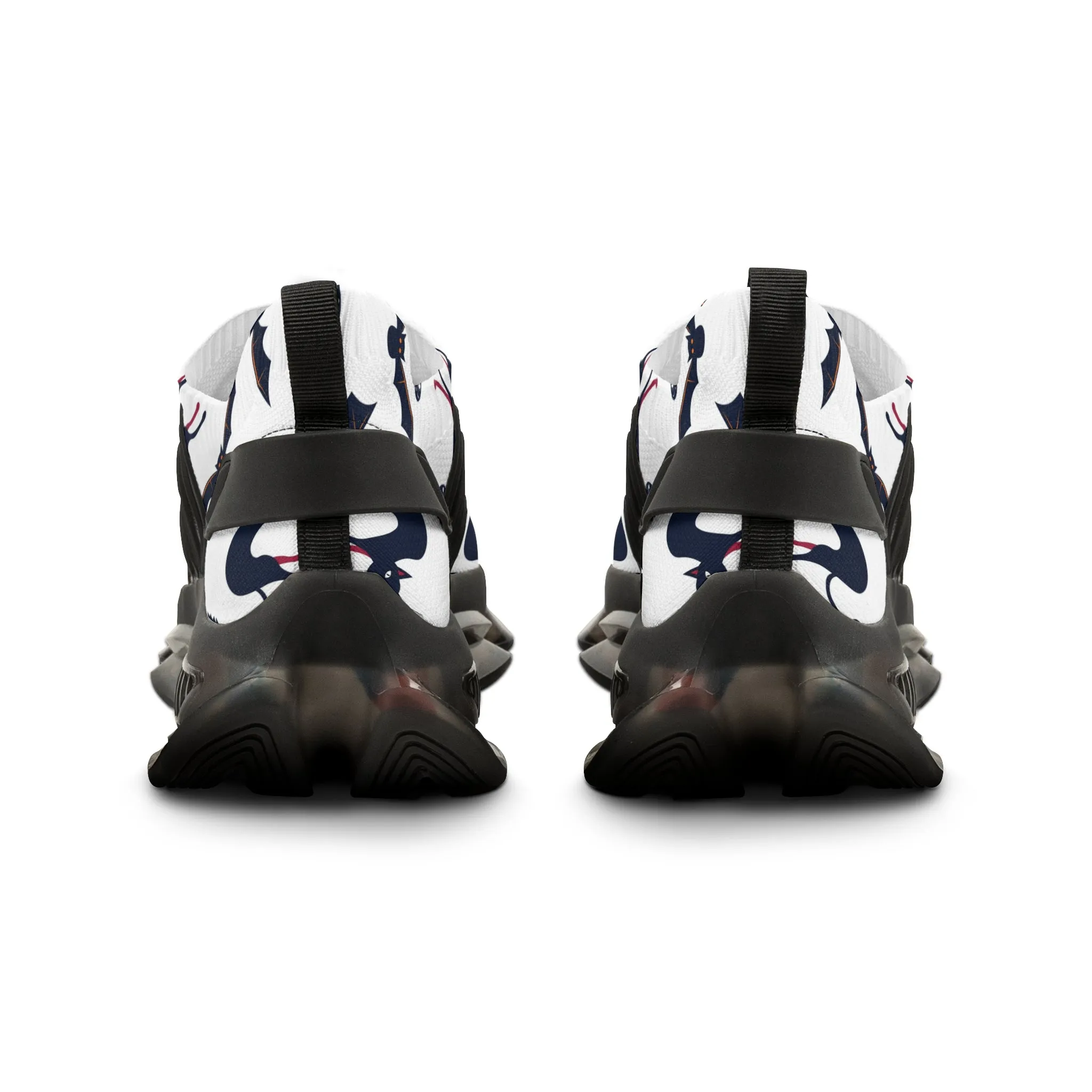 Black Cat and Bat Men's Mesh Sneakers