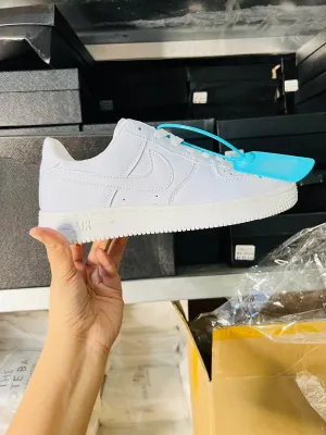 Branded Sneakers Nike