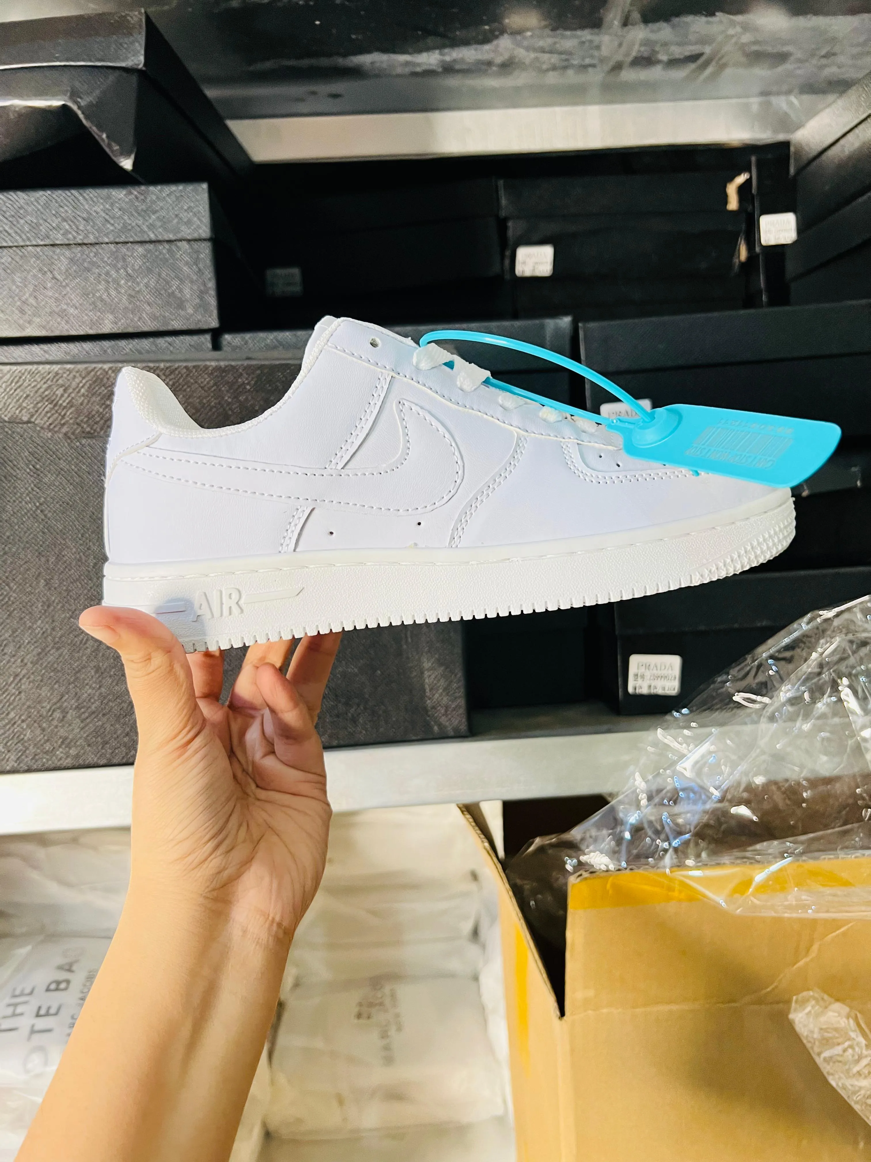 Branded Sneakers Nike