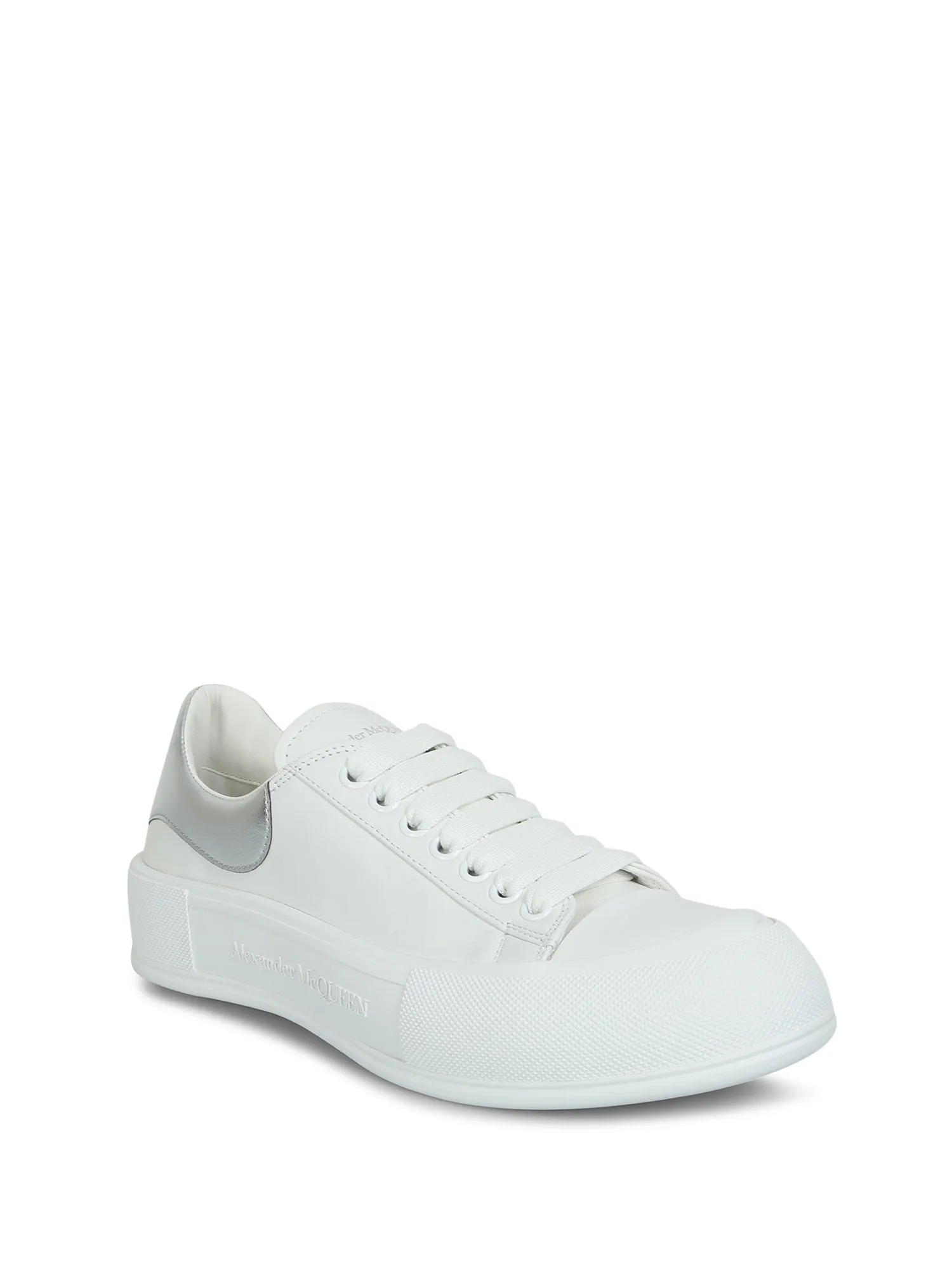 Canvas lace-up skate shoes with thick oversized rubber sole