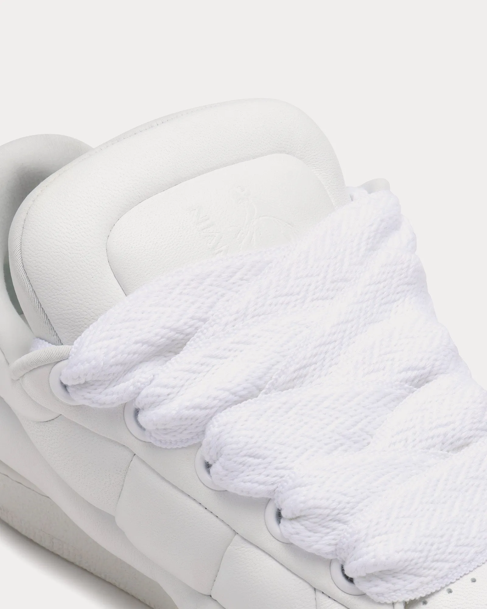 Curb XL Leather White / White Low Top Sneakers