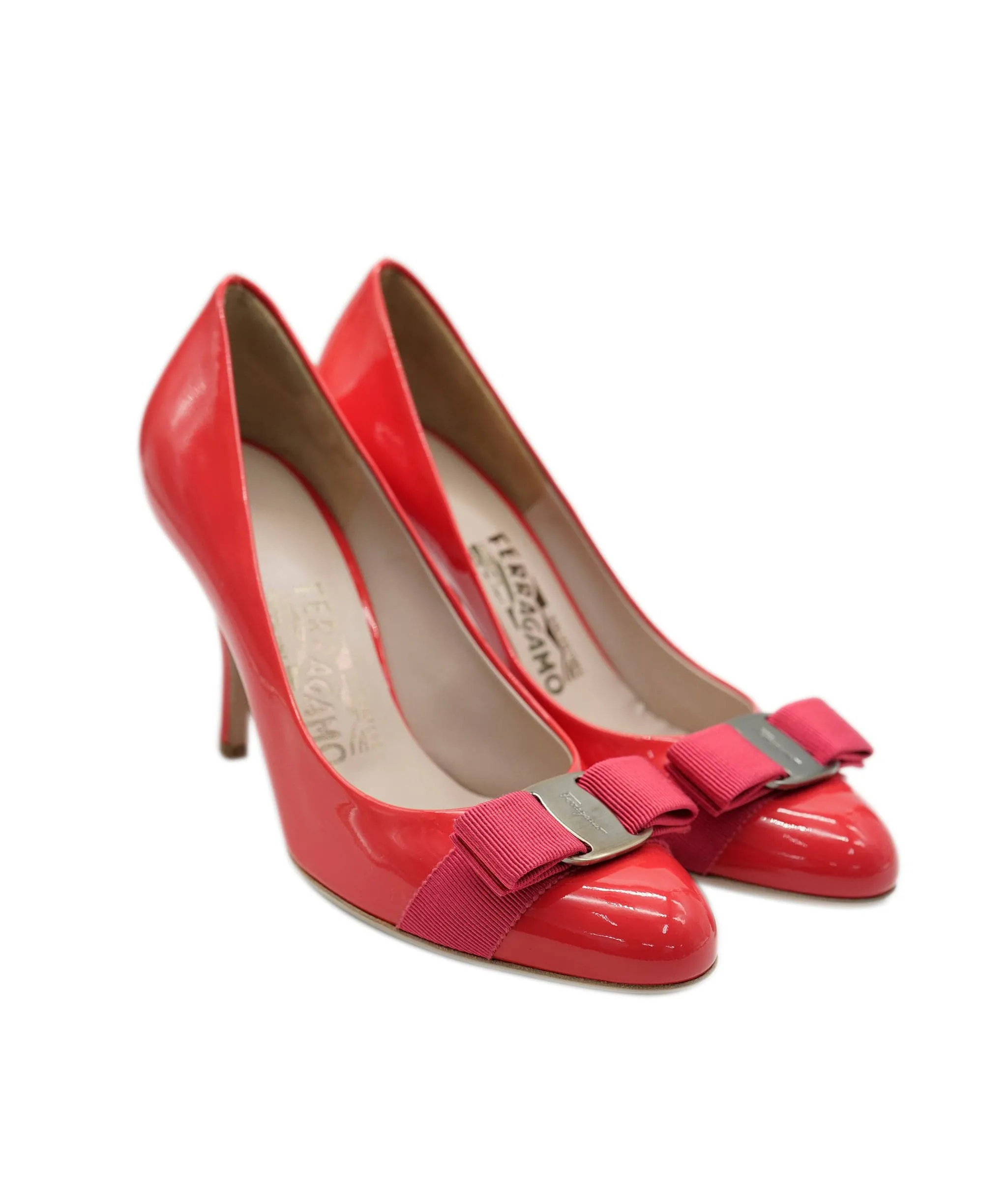 Ferragamo Classic Court Heels AJC0453
