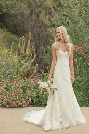 Gorgeous Ivory Trumpet Mermaid Court Train Lace Country Wedding Dress DM594
