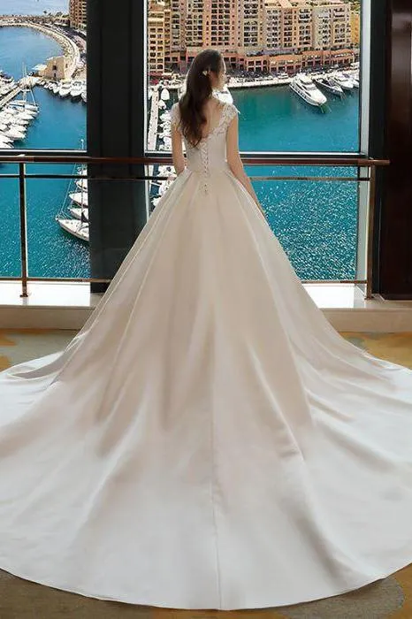 Ivory High Neck Ball Gown Lace Applique Cheap Wedding Dresses DM801