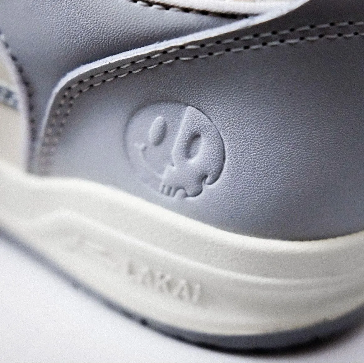 LAKAI x Erased Project - Telford Low SMU MS323-0262-B03 [Light Grey Leather]