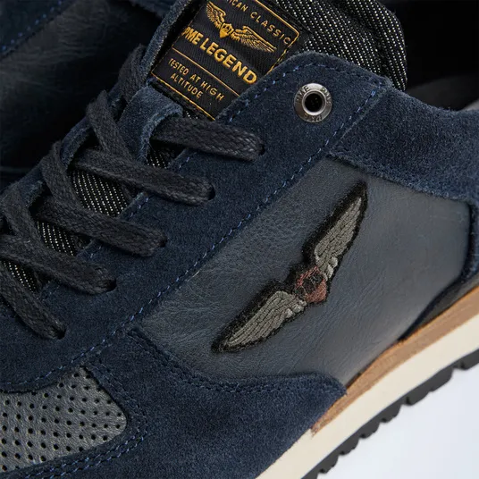 Lockster sneakers
