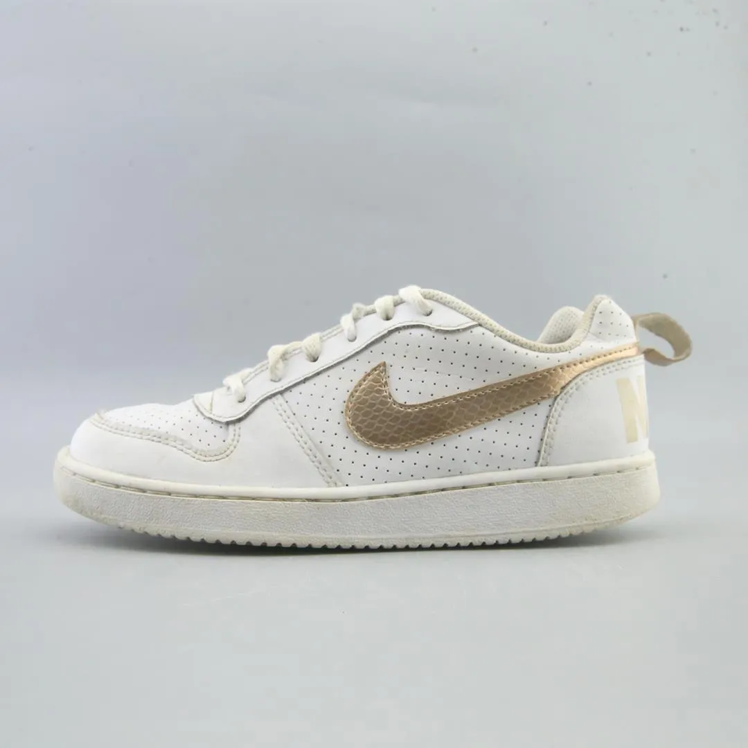 NIKE COURT BOROUGHT LOW