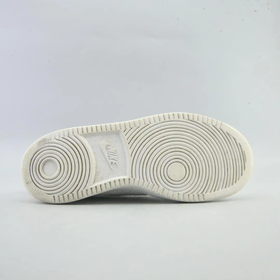 NIKE COURT BOROUGHT LOW