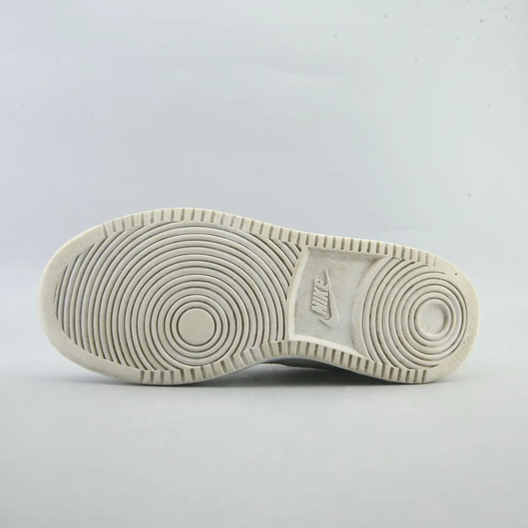 NIKE COURT BOROUGHT LOW