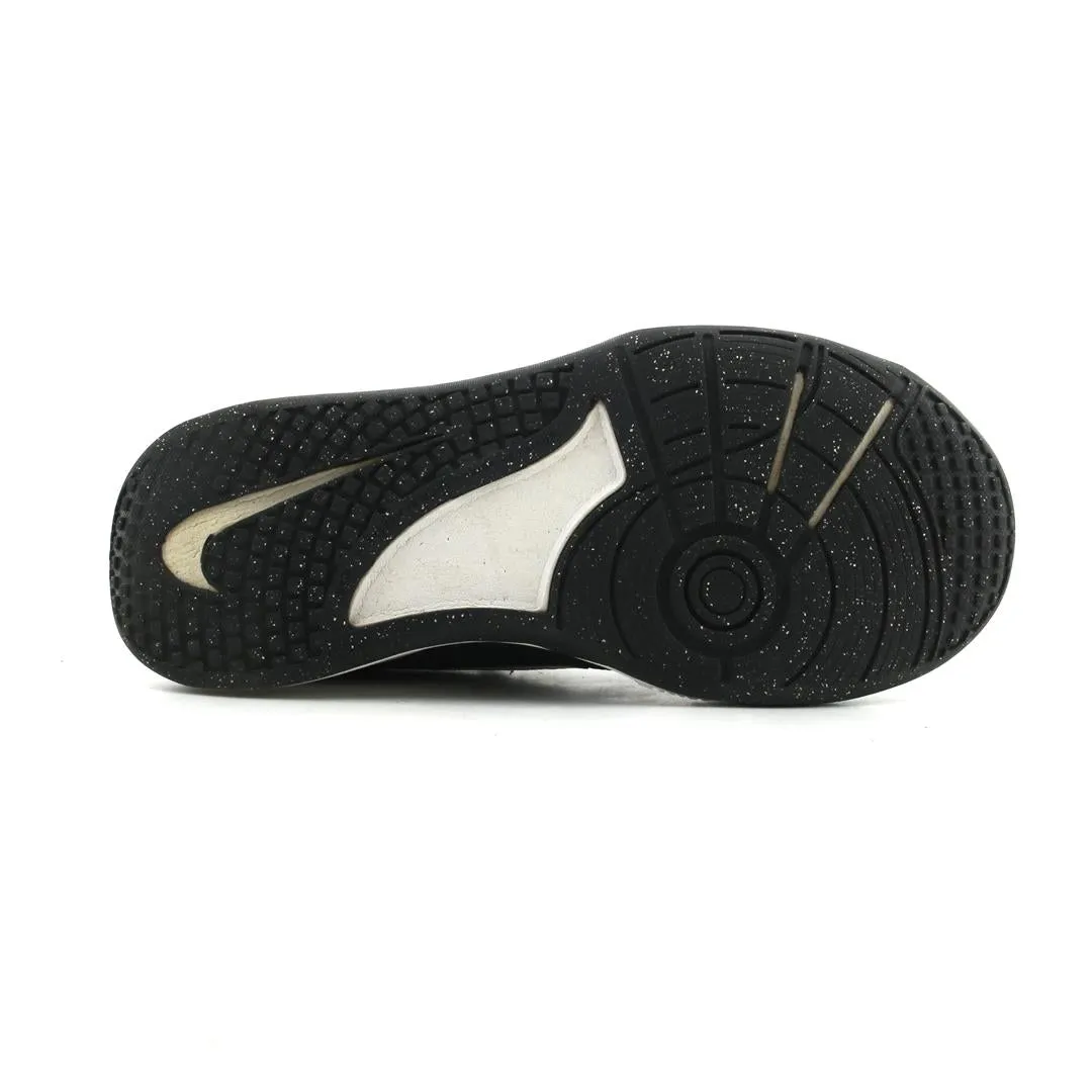 NIKE  OMNI MULTI-COURT