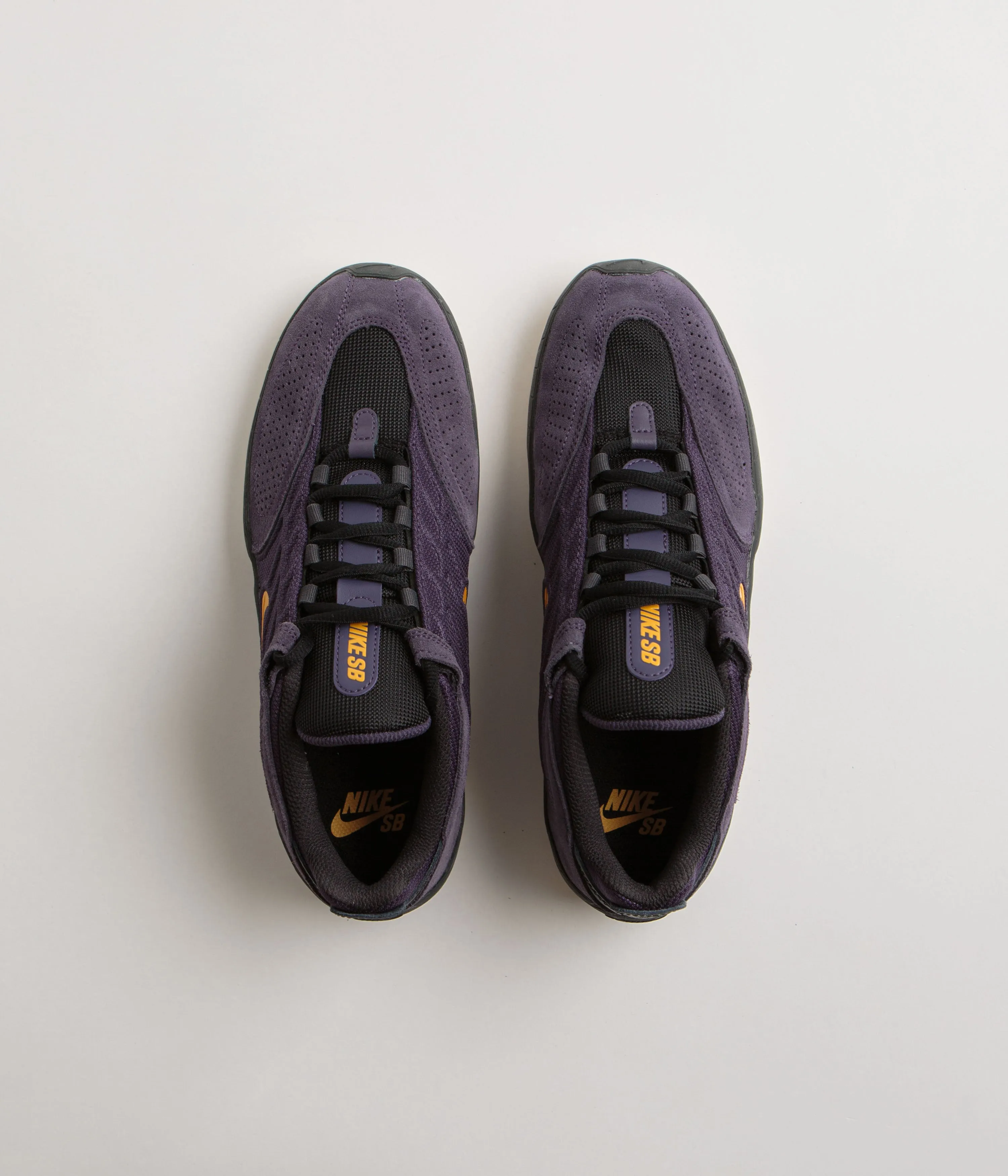 Nike SB Vertebrae Shoes - Dark Raisin / University Gold - Black