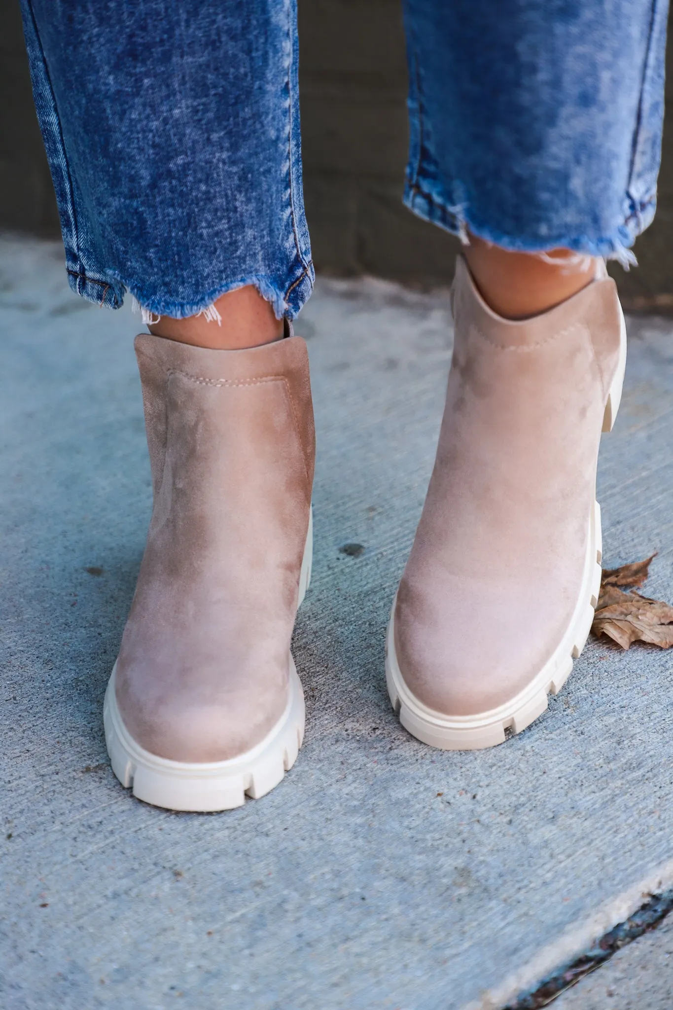 Rita Clay Bootie