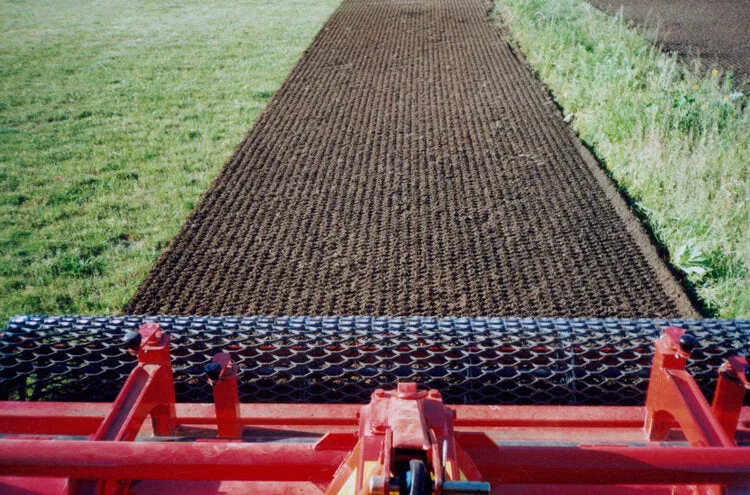 Rotadairon Heavy Duty Double Drive Stone Buriers With Mesh/Iron/Rubber Roller For Tractor