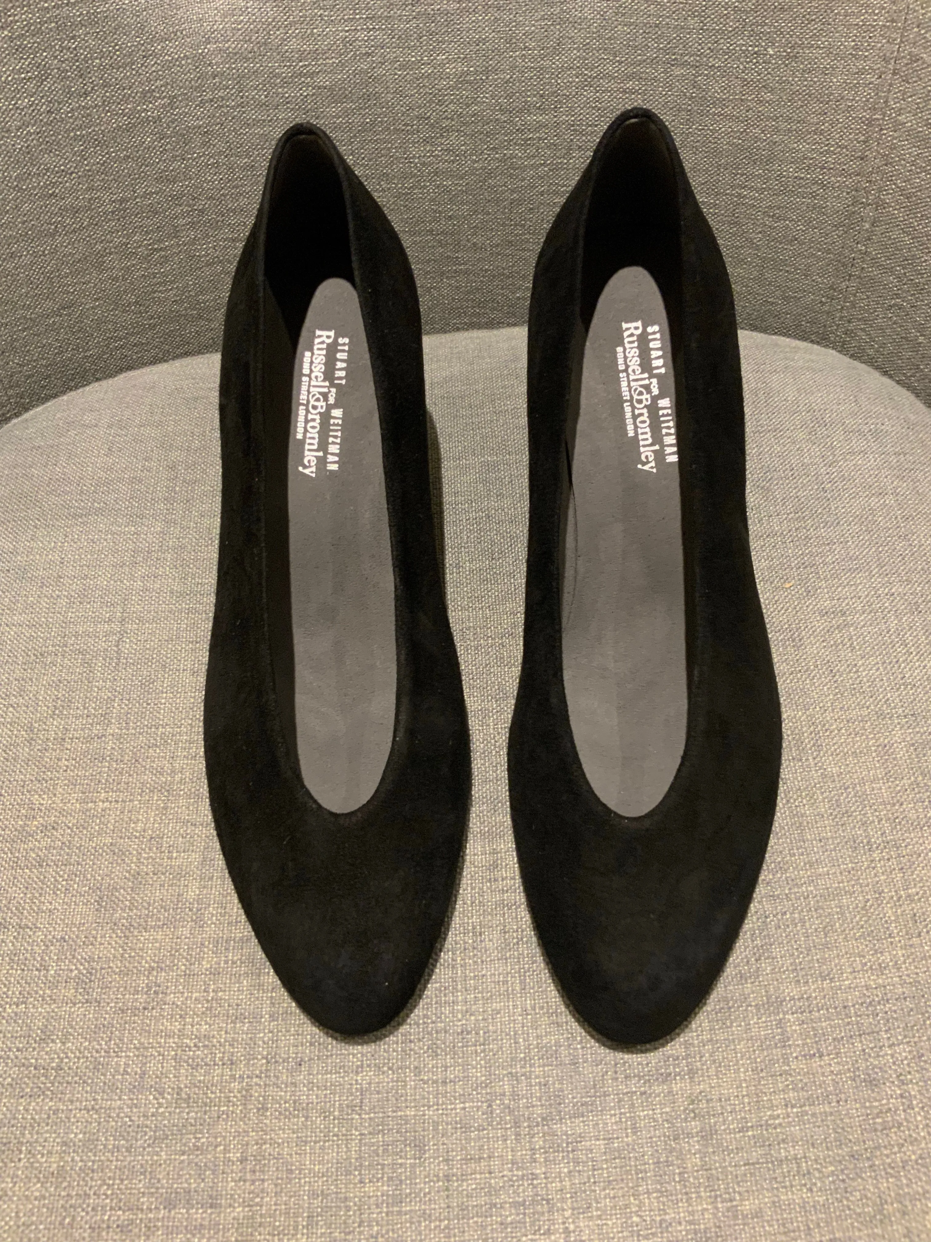 STUART WEITZMAN Russell & Bromley court suede pumps Size 37.5 UK 4.5 US 7.5 ladies