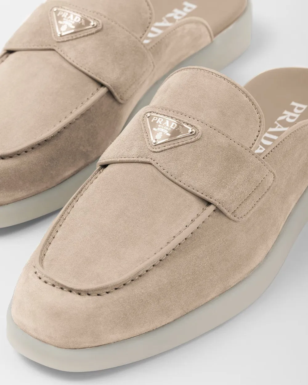 Suede sabots