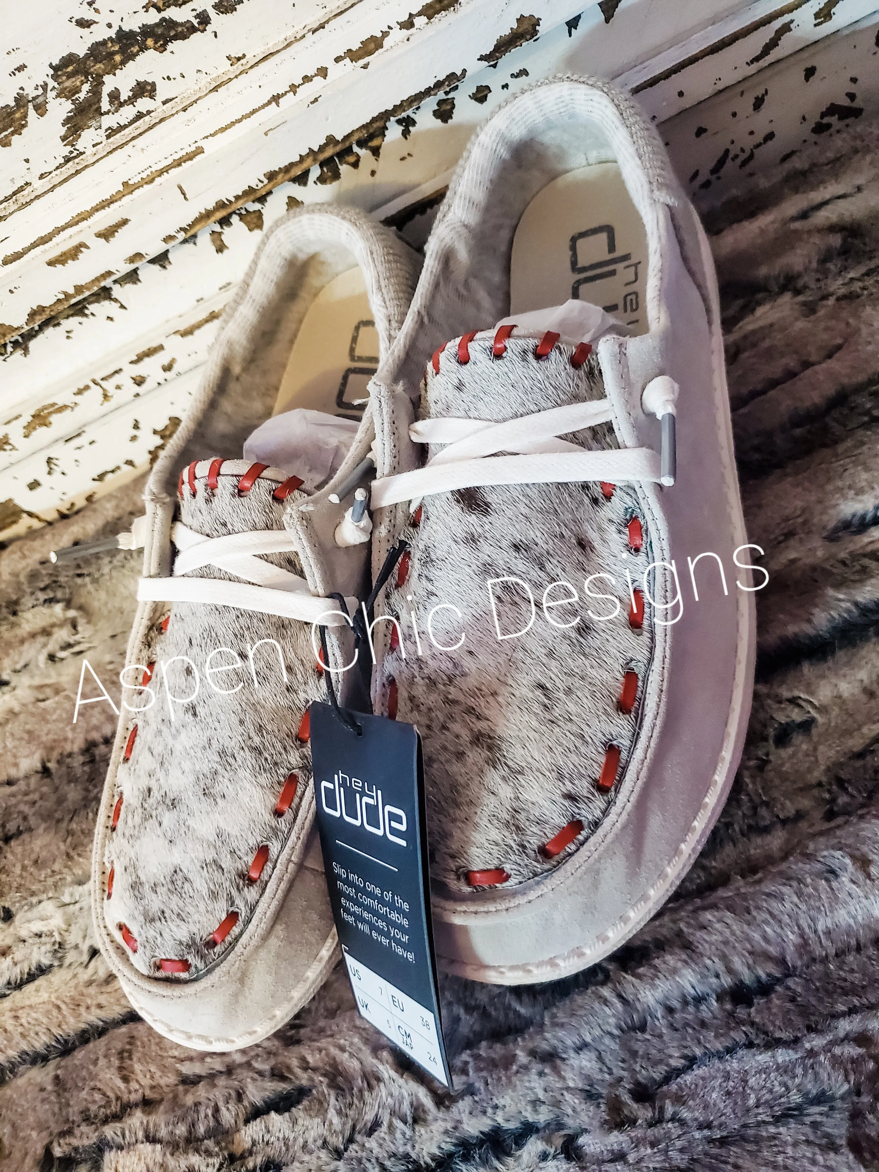 Suede Salt & Pepper size 7