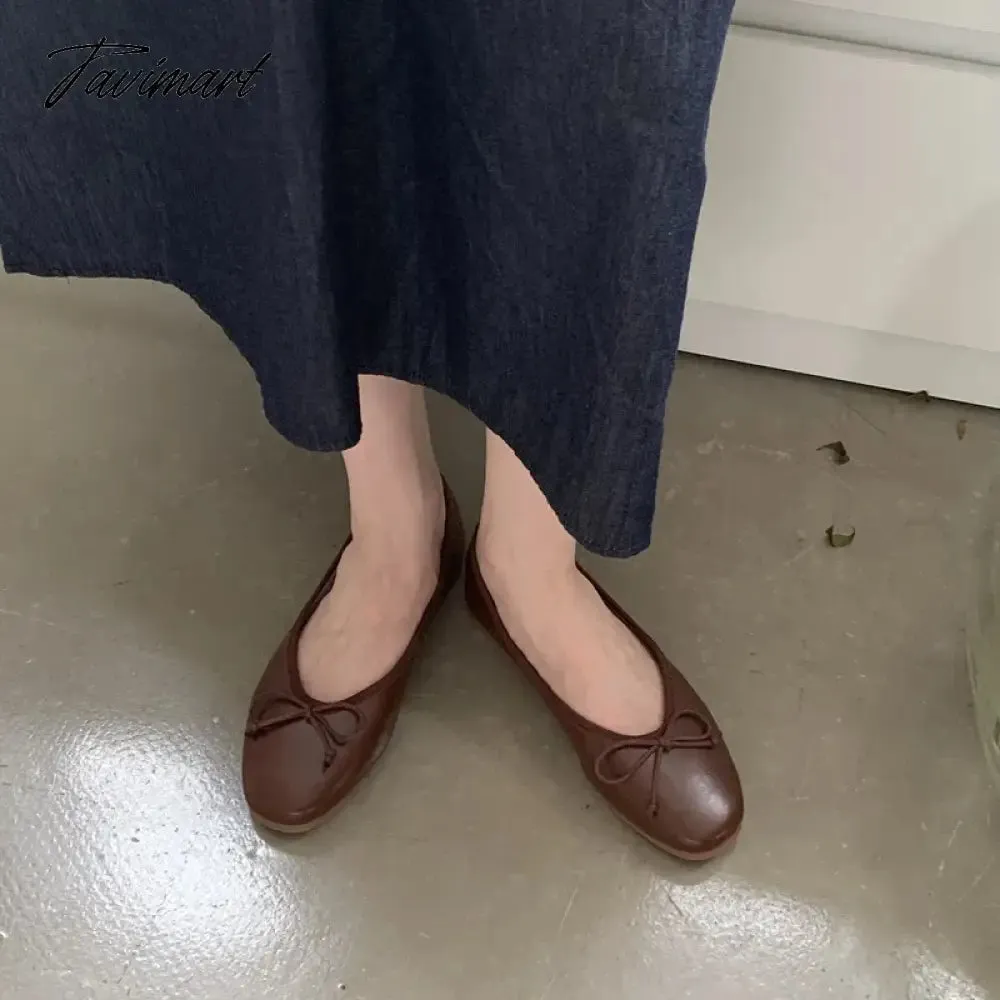 TAVIMART  -  Korean Style Classic Bow Gentle Temperament Shoes Women Round Toe Bowtie Women Slip on Flats Elegant Valentine Shoes