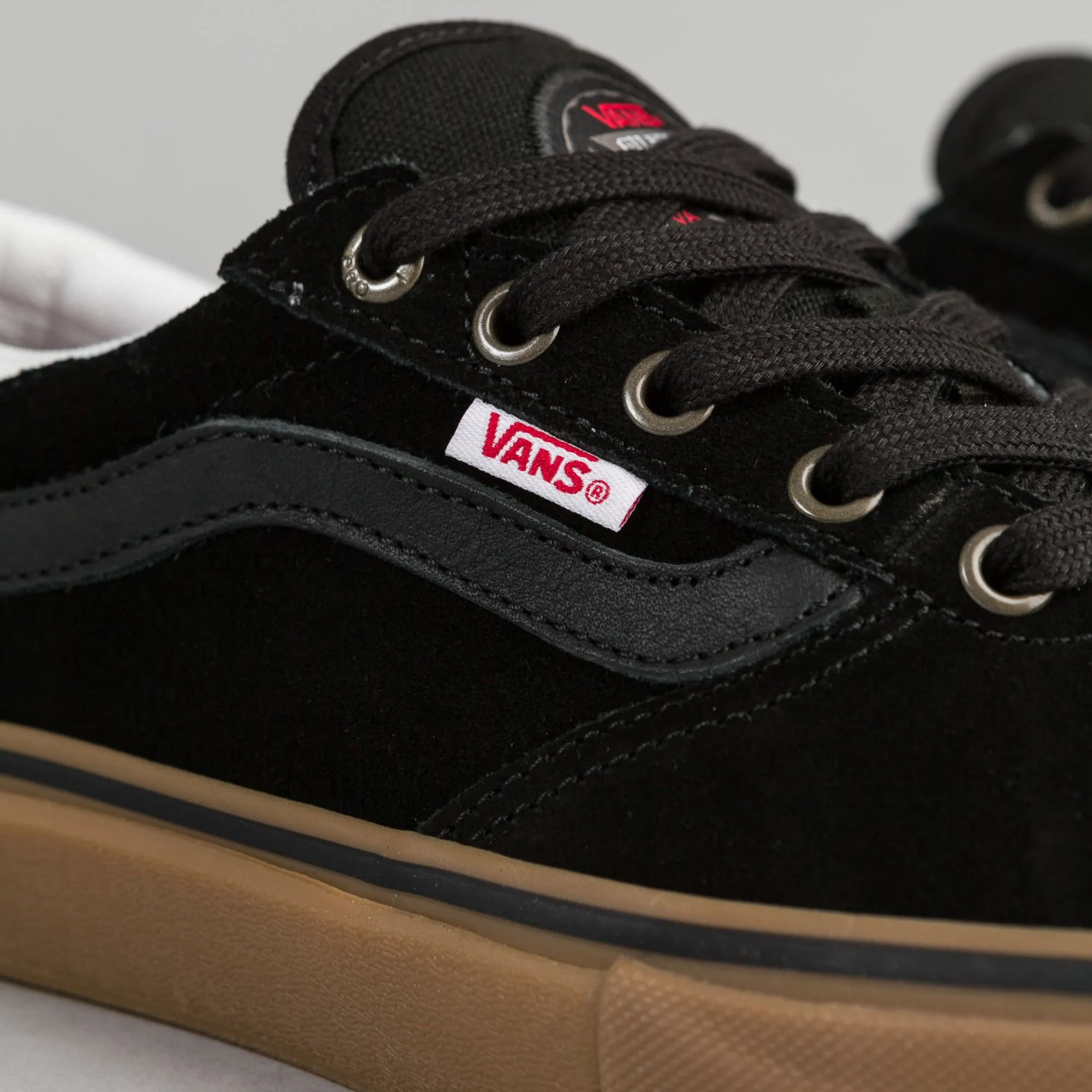 Vans Gilbert Crockett Pro Shoes - Black / White / Gum