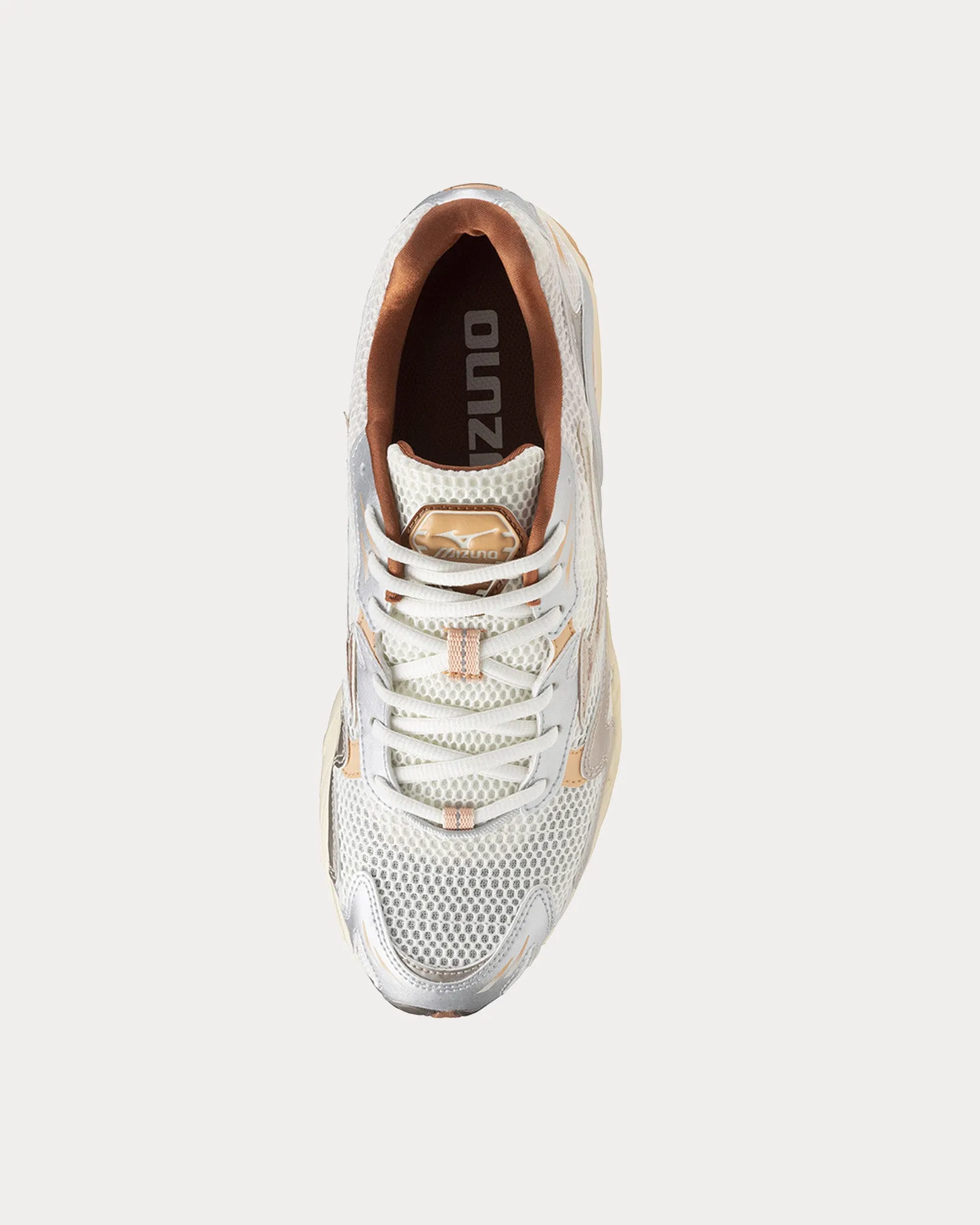 Wave Rider 10 Shifting Sand / Shifting Sand / Snow White Low Top Sneakers