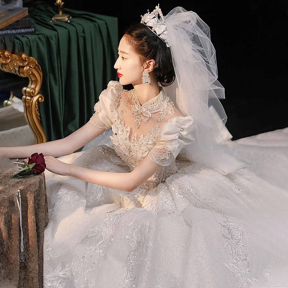 Wedding dress main dress 2024 new bride retro temperament advanced heavy industry court style big trailing  door dress
